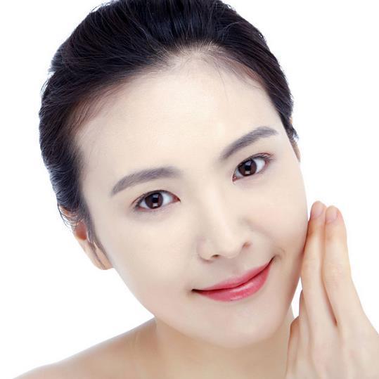 职场淡妆化妆步骤教程只需5分钟就能轻松搞定让你美美的出门