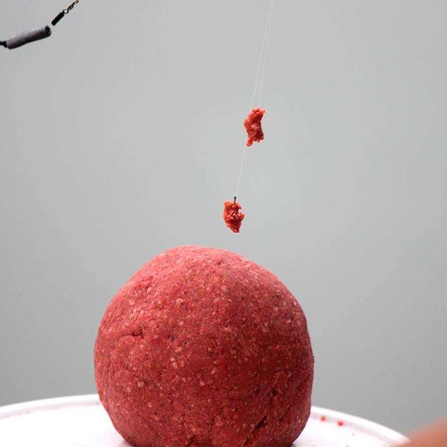 想要秋钓大鲫鱼,四个打窝技巧必不可少,渔获满