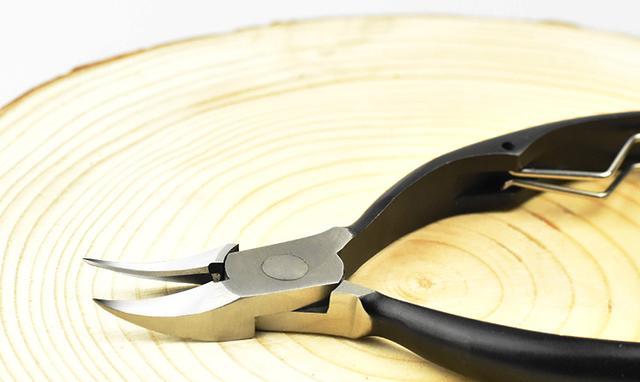 脚趾甲里长肉走路特别疼?教你一招,不用麻烦别