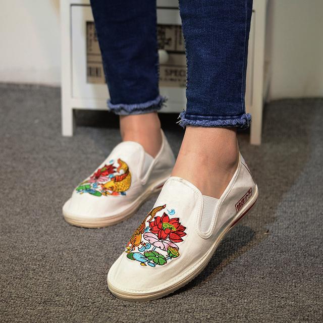 中国风西山老北京创意刺绣平底布鞋 