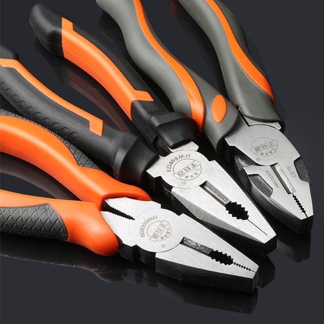 插座并线还在傻傻用胶布吗?现在电工都这样做