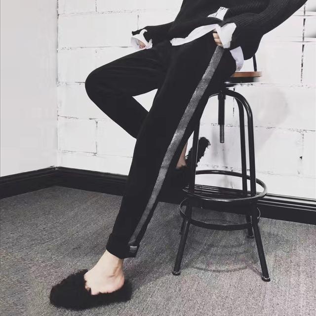 小个子女生别再卷裤脚了,时尚毛呢萝卜裤,显瘦