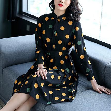 春节聚会,穿2018最新款连衣裙,高端上档次,美的