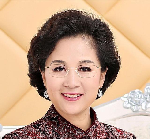 建议每个中老年,别戴老花镜,戴它,看东西一清二楚,还不贵真值