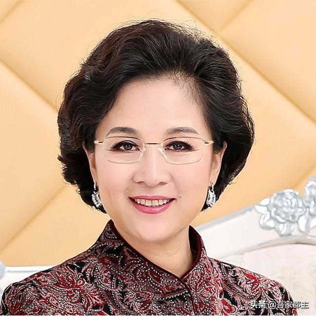 建议每个中老年,别戴老花镜,戴它,看东西一清二楚,还不贵真值